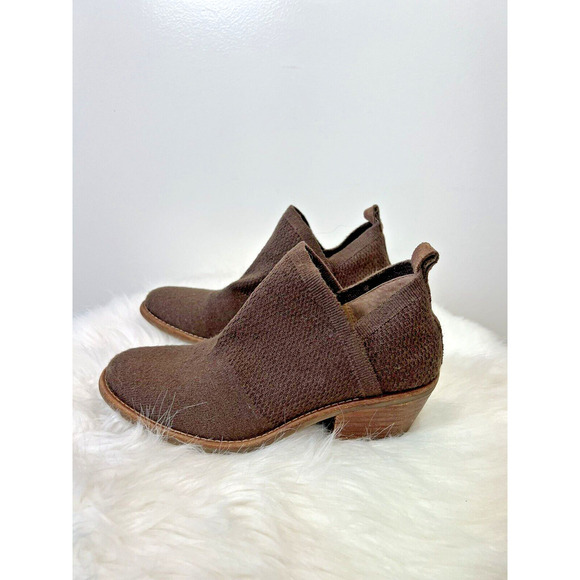 Sofft Women’s Knit Sweater Booties Size 6M Brown Ankle Versatile Minimalist - Picture 3 of 9